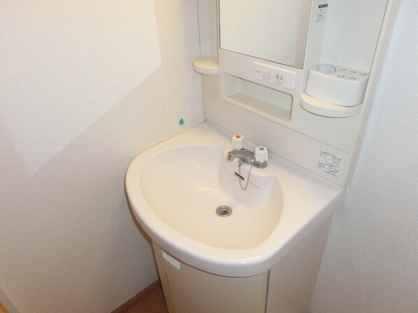 ラグジュアリーアパートメント砧の物件内観写真